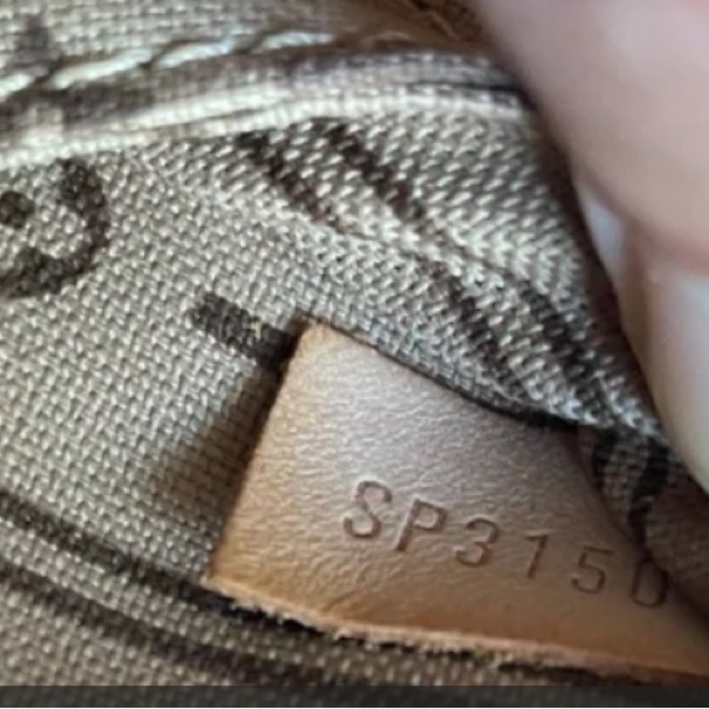Louis Vuitton Monogram Neverfull PM - Picture 13 of 13